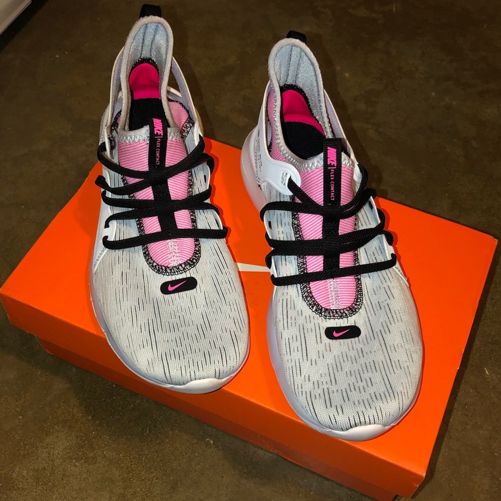 Nike Women’s Flex Contact 3 Tennis Shoes